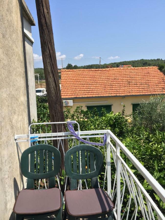 Apartman Lorena Stari Grad  Exterior photo