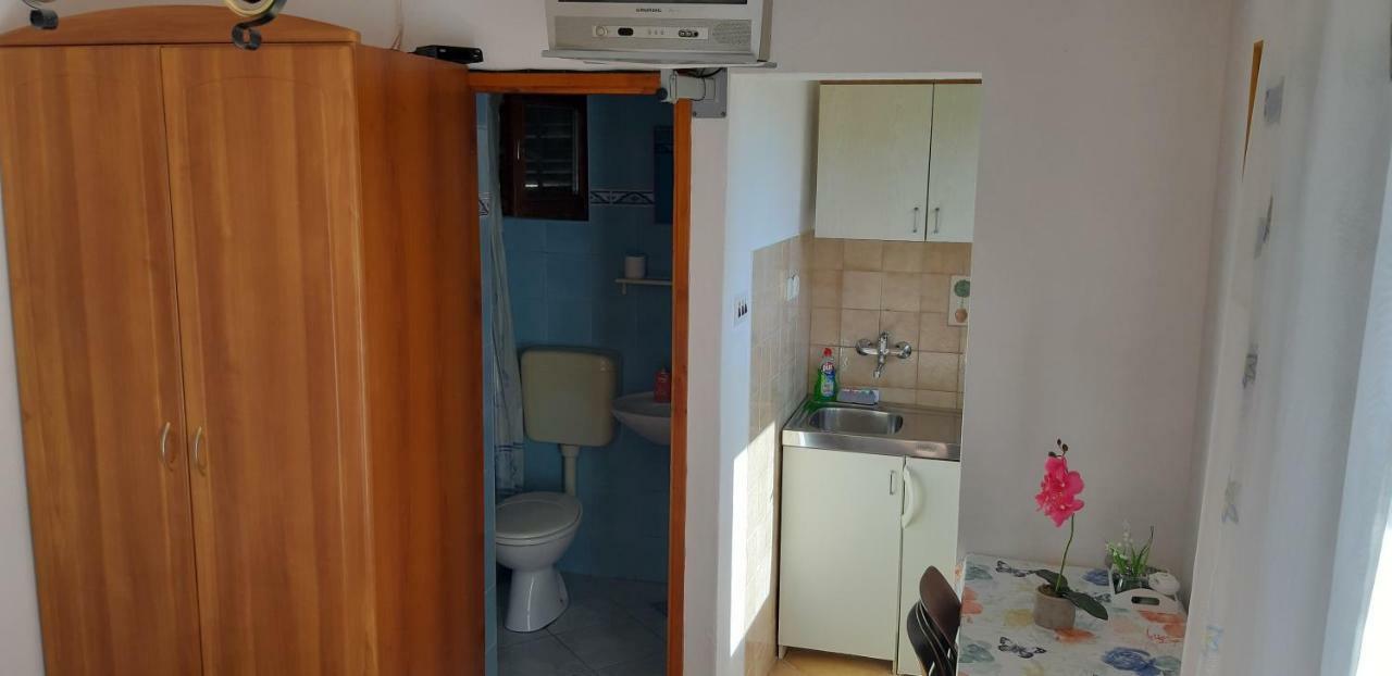 Apartman Lorena Stari Grad  Exterior photo